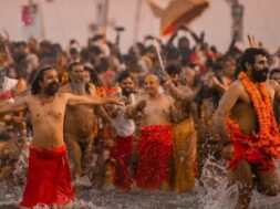 अखाड़ों का अमृत स्नान शुरू