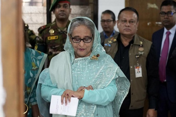शेख हसीना का बड़ा खुलासा, बोलीं – मेरी हत्या की साजिश रची गई थी, बस 25 मिनट दूरी पर थी मौत