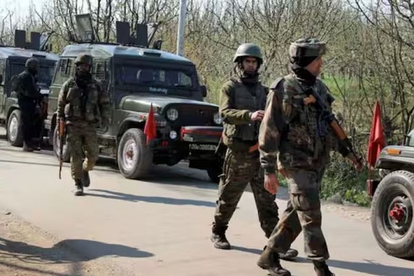 जम्मू-कश्मीर : अखनूर सेक्टर में LoC के पास IED ब्लास्ट, दो जवान शहीद, एक घायल