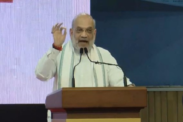 महाराष्ट्र : शाह ने PM आवास योजना के 10 लाख लाभार्थियों को ऑनलाइन दी पहली किश्त, सोलर सब्सिडी का किया एलान