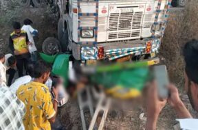 गुजरात में हादसा