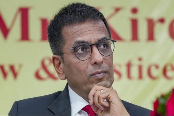 पुणे दुष्कर्म मामले में बोले पूर्व CJI चंद्रचूड़ – ‘सिर्फ कानून बनाने से कुछ नहीं होगा…’