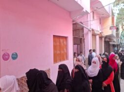 दिल्ली में मतदान