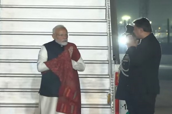 फ्रांस व अमेरिका की यात्रा से स्वदेश लौटे पीएम मोदी, अब जल्द तय होगा दिल्ली का नया सीएम