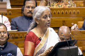 वित्त मंत्री निर्मला