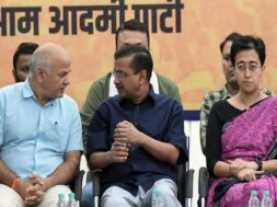 सिसोदिया, केजरीवाल व आतिशी