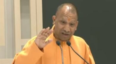 सीएम योगी आगरा में