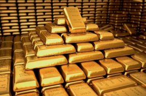 सोने की कीमत आसमान पर