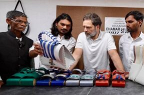 रामचेत के साथ राहुल गांधी