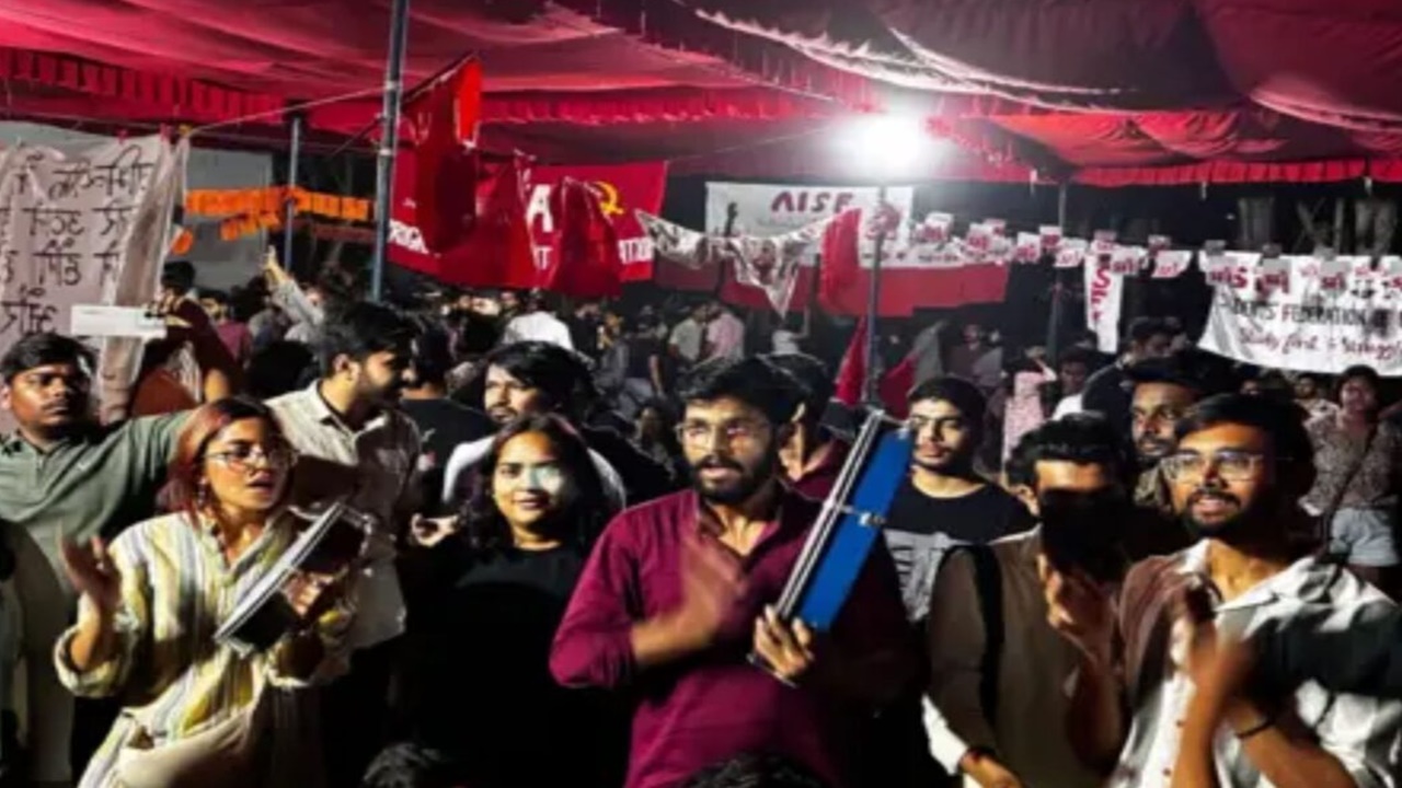 JNUSU Election Results: जेएनयूएसयू में वामपंथियों का दबदबा बरकरार, ABVP ने संयुक्त सचिव पद जीता