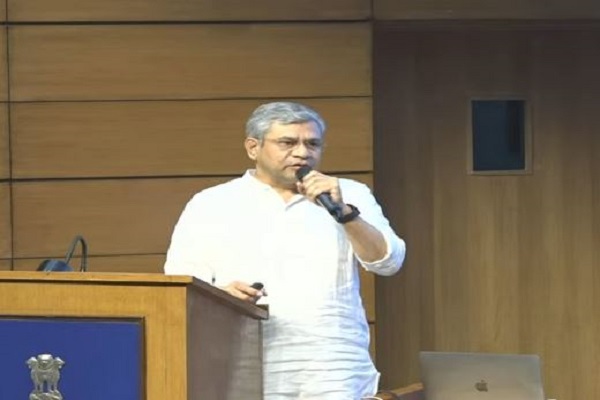 जनगणना से साथ ही जाति जनगणना भी कराएगी मोदी सरकार, कैबिनेट बैठक में अहम फैसला