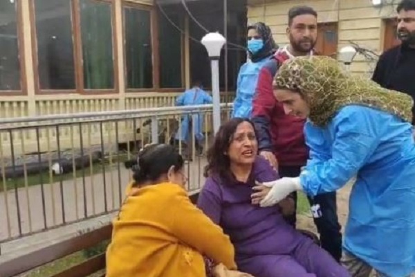 जम्मू-कश्मीर : पहलगाम में आतंकी हमला, घुड़सवारी करते पर्यटकों पर गोलीबारी, एक पर्यटक की मौत, अन्य कई घायल