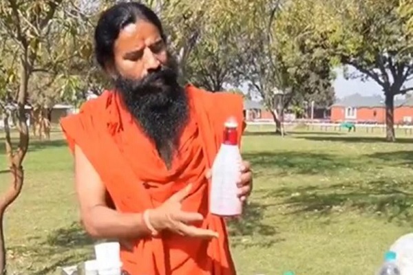 रामदेव की ‘शरबत जिहाद’ टिप्पणी ने अदालत को झकझोर दिया है : दिल्ली हाई कोर्ट