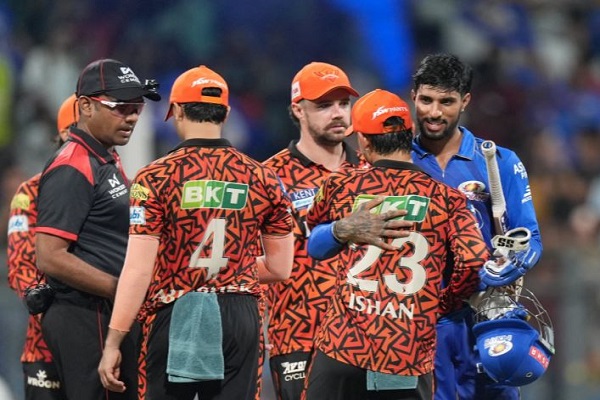 आईपीएल-18 : मुंबई इंडियंस की जीत में विल जैक्स का हरफनमौला प्रदर्शन, गत उपजेता SRH की पांचवीं हार