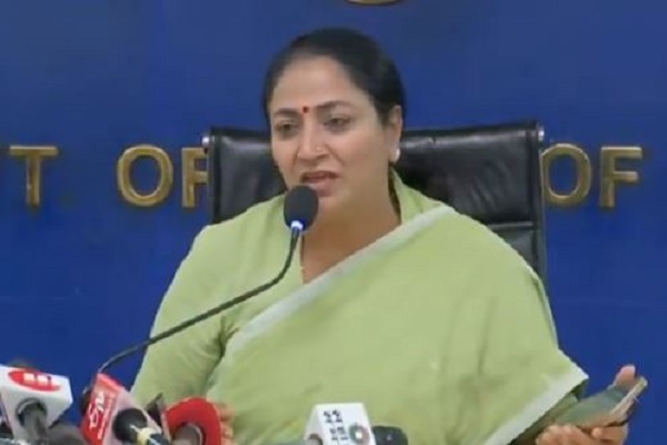 हमले के बाद सीएम रेखा गुप्ता का एलान – अब दिल्ली के हर विधानसभा क्षेत्र में होगी जनसुनवाई
