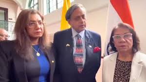 शशि थरूर की नाराजगी के बाद कोलंबिया ने बदला अपना रुख, कर रहा था पाकिस्तान की तरफदारी