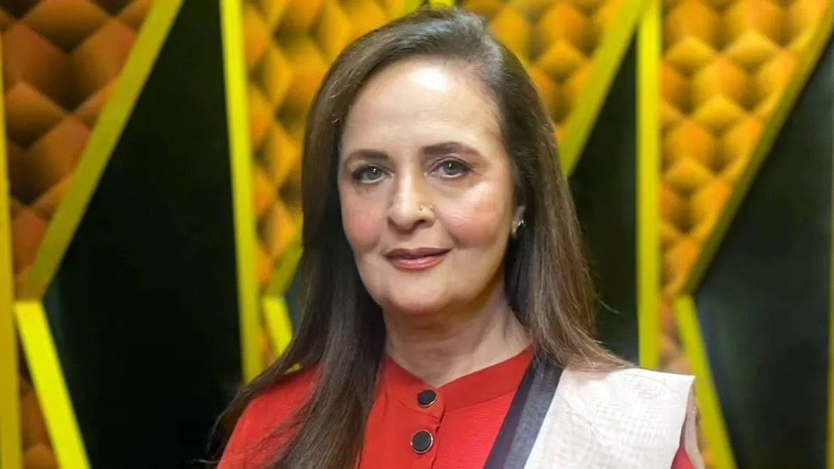 ‘वॉशरूम तक में पानी नहीं’, कराची एयरपोर्ट का वीडियो शेयर कर एक्ट्रेस हिना ख्वाजा ने देश की हालत पर जताई चिंता