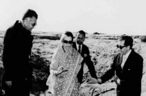 इंदिरा गांधी