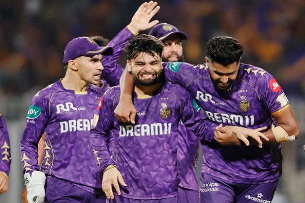 आईपीएल-18 : रोमांचक जीत से गत चैम्पियन KKR की उम्मीदें कायम, अंतिम गेंद पर एक रन से हारा RR