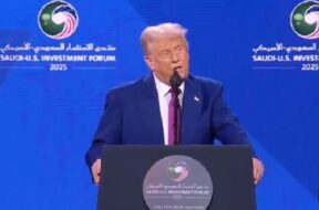 डोनाल्ड ट्रंप