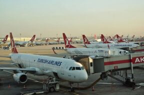 तुर्किये पर प्रतिबंध की मांग