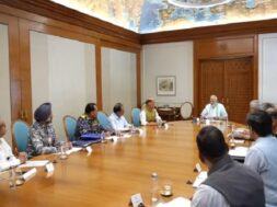 पीएम मोदी की बैठक