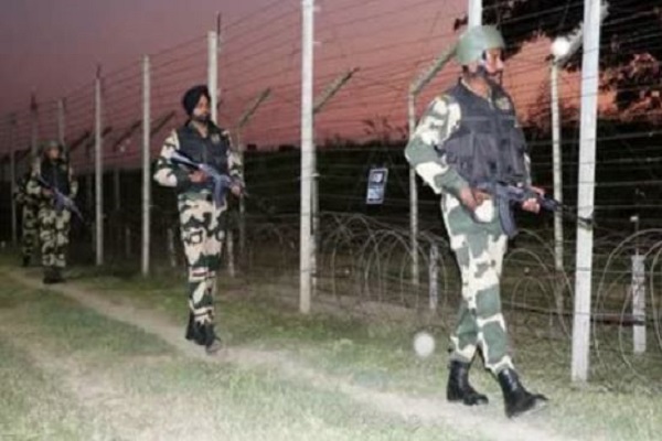 BSF ने राजस्थान में अंतरराष्ट्रीय सीमा पर पाक रेंजर को पकड़ा, भारत में घुसने की बनाई थी योजना