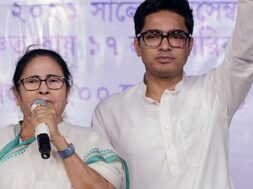 ममता बनर्जी व भतीजा अभिषेक