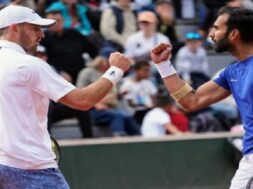 युकी भांबरी दूसरे दौर में