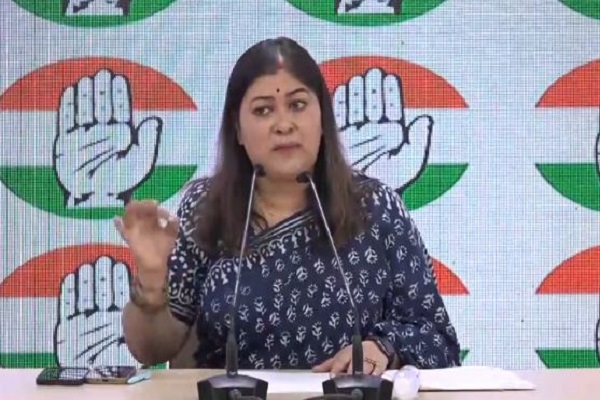 सिंदूर मिटाने की हरकत का करारा जवाब दे रही सेना के साथ खड़ा है पूरा देश : कांग्रेस