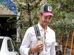 अभिनेता डिनो मोरिया