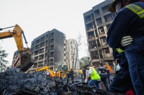 अहमदाबाद विमान हादसा