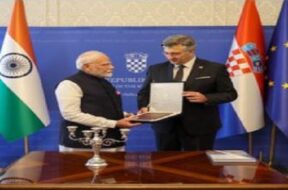 पीएम मोदी और प्लेंकोविच 3