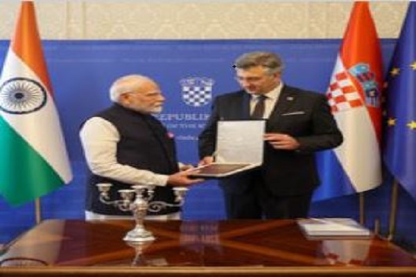 पीएम मोदी ने क्रोएशियाई पीएम प्लेंकोविच के साथ सार्थक बातचीत की, राष्ट्रपति मिलनोविच से भी मिले