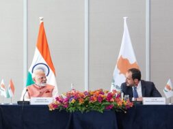 पीएम मोदी व साइप्रस के राष्ट्रपति निकोस