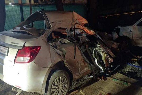 महाराष्ट्र : पुणे में तेज रफ्तार कार 5 लोगों को रौंदते हुए पिकअप में घुसी, 9 लोगों की मौत, 2 घायल