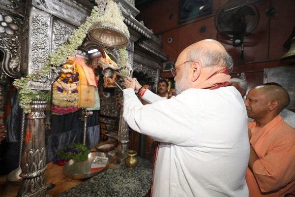 वाराणसी : मध्य क्षेत्रीय परिषद की बैठक आज, गृह मंत्री अमित शाह व सीएम योगी ने ‘काशी के कोतवाल’ का किया दर्शन-पूजन