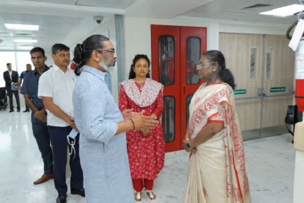 झारखंड के पूर्व सीएम शिबू सोरेन की हालत स्थिर, राष्ट्रपति मुर्मु ने सर गंगाराम अस्पताल में की मुलाकात