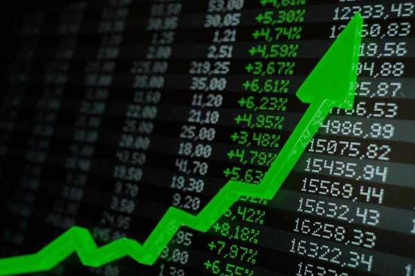 Stock Market: GST स्लैब में बदलाव से शेयर बाजार में उछाल, 140 अंक चढ़ा सेंसेक्स, जानें निफ्टी का हाल