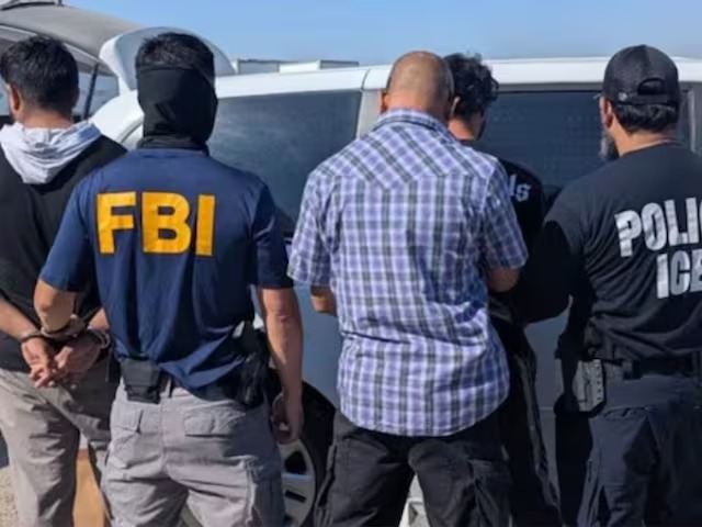 अमेरिका में 8 भारतीय गैंगस्टर गिरफ्तार, FBI ने कहा- ‘ये पंजाबी स्ट्रीट गैंग इंसान नहीं जानवर’