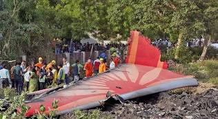 अहमदाबाद प्लेन हादसा: शुरुआती रिपोर्ट में चौंकाने वाला खुलासा- टेकऑफ के तुरंत बाद बंद हो गए दोनों इंजन