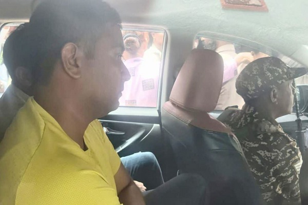 छत्तीसगढ़ : ED ने पूर्व सीएम भूपेश बघेल के बेटे चैतन्य को शराब ‘घोटाला’ मामले में किया गिरफ्तार