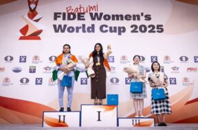 दिव्या देशमुख1