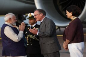 पीएम मोदी लंदन पहुंचे