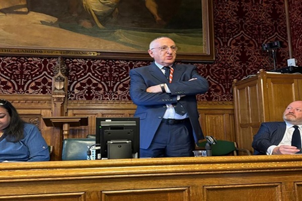 बांग्लादेश में हिन्दुओं की दुर्दशा पर ब्रिटिश सांसदों की तीखी प्रतिक्रिया, यूनुस सरकार पर काररवाई की मांग