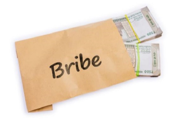 मध्य प्रदेश सरकार की पहल – रिश्वतखोरों को पकड़ने के लिए शिकायतकर्ताओं को दी जाएगी घूस की रकम