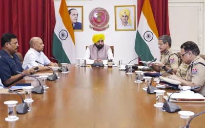 पंजाब में बड़ा प्रशासनिक फेरबदल, 22 IAS, आठ पीसीएस अधिकारियों का तबादला