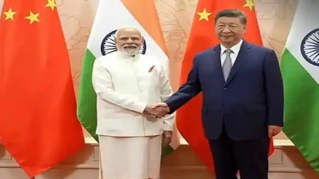 हम आपसी विश्वास और सम्मान के साथ संबंधों को आगे बढ़ाने के लिए प्रतिबद्ध, जिनपिंग के साथ बैठक में बोले पीएम मोदी