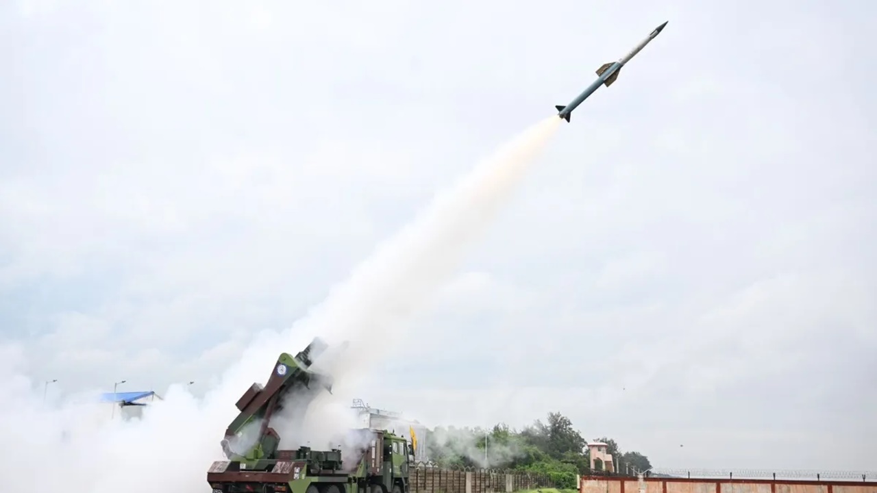 DRDO ने बनाया स्वदेशी Air Defense System, ओडिशा तट पर IADWS का पहला परीक्षण सफल