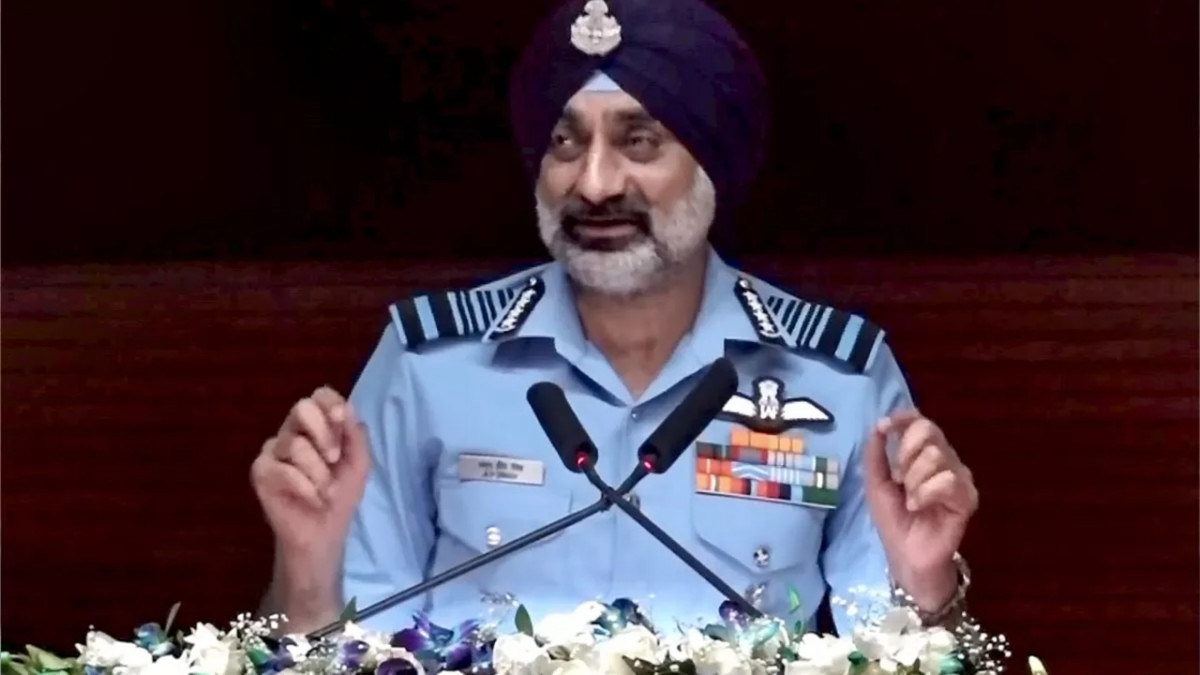 वायु सेना प्रमुख का बड़ा दावा – ऑपरेशन सिंदूर में तबाह हुए थे पाकिस्तानी वायुसेना के 6 विमान